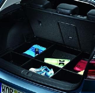 Golf [5G] Luggage Compartment Tray with Partition